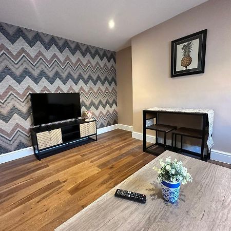 Funky 1 Bedroom Apartment Next To The Sea Brighton Екстериор снимка