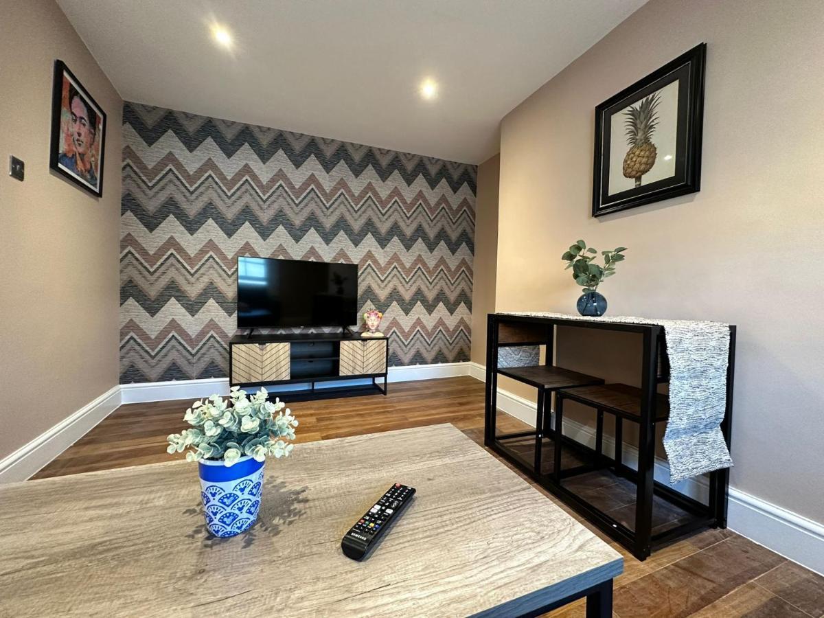 Funky 1 Bedroom Apartment Next To The Sea Brighton Екстериор снимка